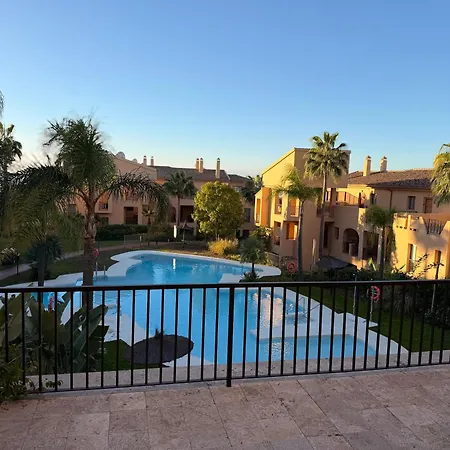 Benahavis Holidays شقة *