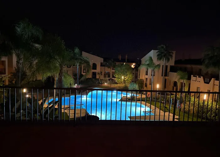 Benahavis Holidays شقة *