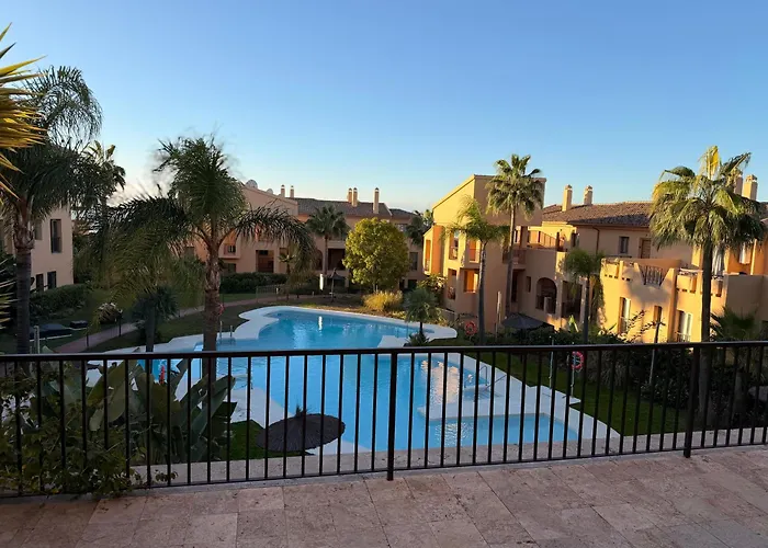 Benahavis Holidays شقة *