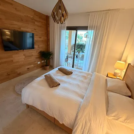 Benahavis Holidays *