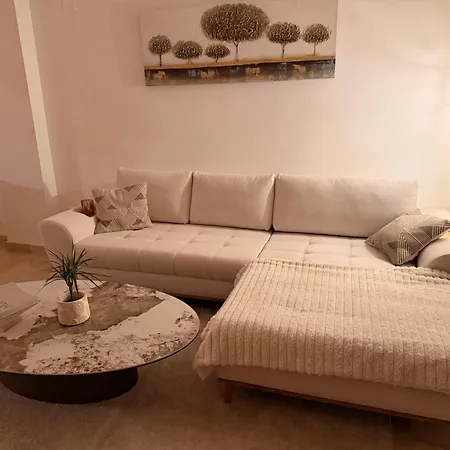 Apartment Benahavis Holidays *