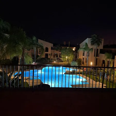 Benahavis Holidays Daire *