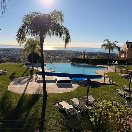 Benahavis Holidays Apartment *