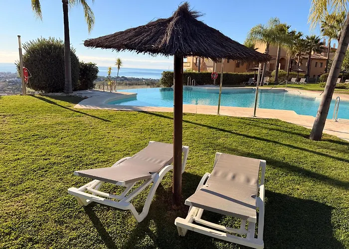 Benahavis Holidays Appartement Estepona