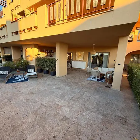 Benahavis Holidays * Эстепона