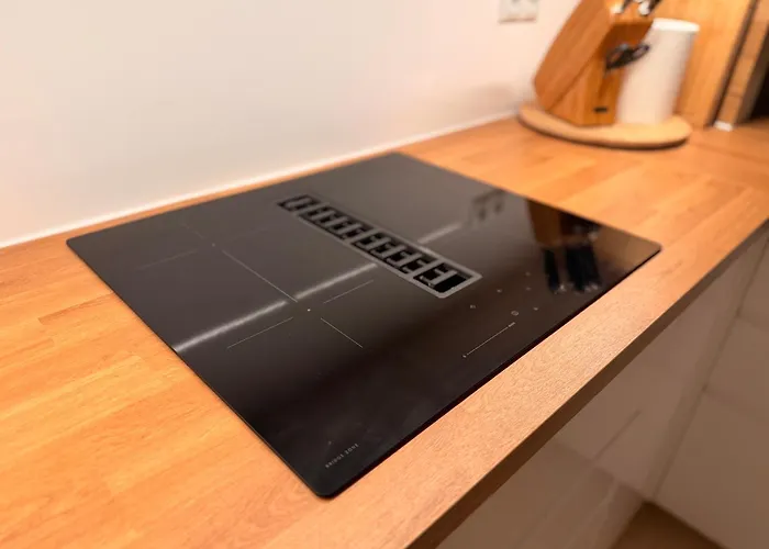 Benahavis Holidays * Эстепона