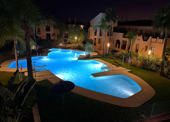 Benahavis Holidays Апартаменты