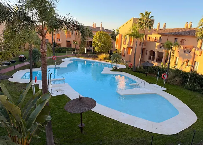 Benahavis Holidays Апартаменты